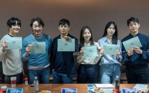 Jalani Sesi Baca Naskah, Akting dan Chemistry Pemain 'Missing: The Other Side' Dipuji Staf Produksi