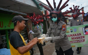 Ini Dugaan Penyebab Kasus Corona Di RI Pecahkan Rekor Tertinggi Versi Pemerintah Dan Pengamat