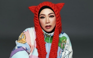 'Bagaikan Langit' Dibawakan Musisi Amerika Latin, Melly Goeslaw Anggap Hadiah Permen dari Tuhan