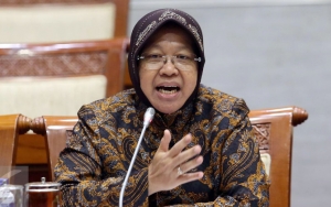 Lelah Urus Pasien Corona, Risma Ikhlas Tawarkan Nyawa Sebagai Gantinya