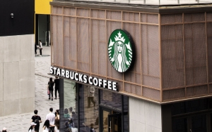 Pelaku Kasus Intip Payudara Pelanggan Starbucks Beri Pengakuan Mengejutkan Seputar Korban