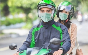 Ojol Sudah Boleh Beroperasi, Ini 7 Tips Bepergian Aman Naik Ojek Online Saat New Normal