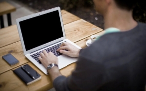 Masih WFH di Era New Normal? Ini 8 Rekomendasi Modem Untuk Internet Lancar Dan Anti Lemot