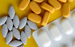 WHO Sebut Pandemi COVID-19 Sebabkan Krisis Obat HIV