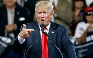 Trump Minta Mahasiswa Asing Tak Tinggal di AS Saat Belajar Daring, Ancam Beri Sanksi Imigrasi