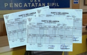 Sudah Direstui Kemendagri, Begini Caranya Cetak Sendiri KK Sampai Akta Kelahiran