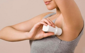 Enggak Hanya Di Ketiak, Ini 7 Manfaat Deodoran Selain Mencegah Bau Badan Dan Keringat
