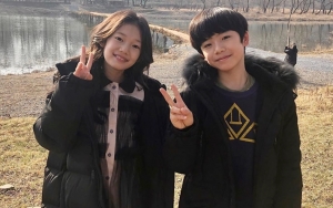 Syuting Bareng Kim Soo In, Aktor Cilik Moon Woo Jin Pamer Pujian PD 'It's Okay to Not Be Okay'