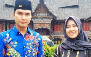 Aldi Taher Resmi Melamar  Perempuan 16 Tahun Lebih Muda, Akad Nikah Digelar September Mendatang