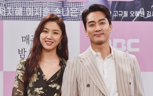 Song Seung Heon Antusias Ciuman, Fans Soroti Respon Seo Ji Hye di 'Dinner Mate'