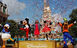 Kasus COVID-19 Hong Kong Melonjak, Disneyland Kembali Ditutup