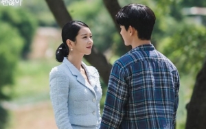 Kim Soo Hyun Khawatirkan Hidung 'Berdarah' Seo Ye Ji Saat Syuting 'It's Okay to Not Be Okay'