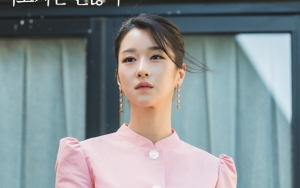 Bukan Kim Soo Hyun, Seo Ye Ji Perhatian Kipasi Aktor Ini di Lokasi 'It's Okay to Not Be Okay'