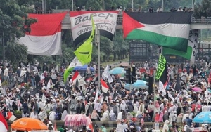Demo RUU HIP di DPR, Massa PA 212 Juga Tuntut Pemakzulan Jokowi