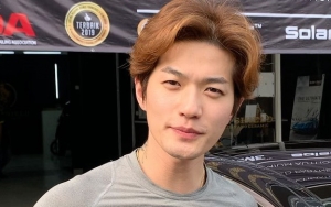 Lee Jeong Hoon Heboh Nari 'How You Like That', Gerakan Encok Ditertawakan Netizen