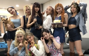 Twice Umumkan Bakal Gelar Konser Online 'TWICE: World in A Day' Melalui 'Beyond LIVE' Milik SM