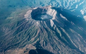 Aktivitas Gunung Raung Meningkat Naikkan Status ke Waspada, Warga Diminta Tak Panik
