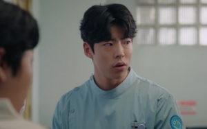 Perawat Cowok Bikin Emosi, 'It's Okay to Not Be Okay' Sukses Redakan Kemarahan Penonton