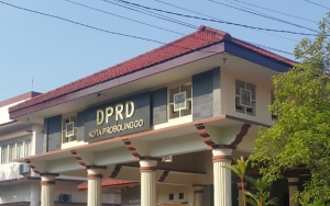 Seorang Anggota DPRD Probolinggo Positif Corona, Kantor Langsung Gelar Swab Test Massal