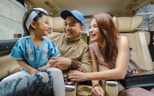 Glenn Alinskie Abadikan Aksi Sang Putri Renang di Kolam Ukuran Dewasa, Sukses Bikin Deg-Degan!