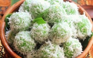 Klepon Jadi Trending Usai Disebut Bukan Kue Islami, Ternyata Masih Banyak Kudapan 'Haram' Lain