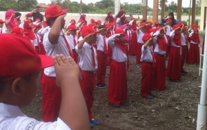 KBM Online Bikin Siswa Rindukan Upacara Sampai Jadi Parodi Kocak Ini