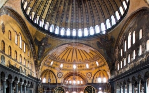 Turki Tunjuk Tiga Imam dan Lima Muazin Sekaligus untuk Bertugas di Hagia Sophia