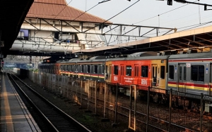 Jauhi Virus Corona! Terapkan 7 Tips Ini Saat Bepergian Menggunakan Kereta Api di Era New Normal
