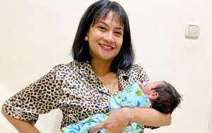 Vanessa Angel Ternyata Urus Bayi Tanpa Baby Sitter Banjir Pujian Selangit