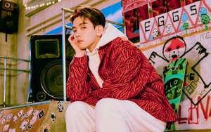 Baekhyun Tampil Manis di Teaser Foto Proyek Musik Rayakan Anniversary ke-20 BoA