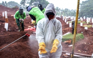 Pasien Meninggal COVID-19 RI Tembus 5 Ribu Orang, Tingkat Kematian Per 1 Juta Penduduk Kembali Naik