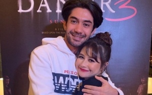 Prilly Latuconsina Pamer Adegan 'Ranjang' Bareng Reza Rahadian, Pose Nyaris Ciuman Bikin Gempar