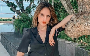 Sambangi Tempat Penyembelihan, Cinta Laura Panik Hampir Disruduk Sapi