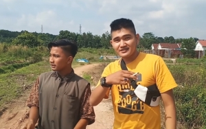 Polisi Amankan YouTuber Edo Putra Yang Bagikan Sampah Berkedok Daging Kurban