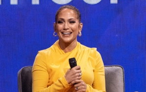 Kelewat Cantik, Wajah Jennifer Lopez Tanpa Makeup Ini Tuai Decak Kagum dan Bikin Iri