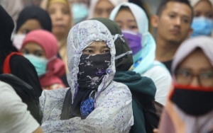 Satgas COVID-19 Soroti Kaum Muda yang 'Tak Sengaja' Positif Corona