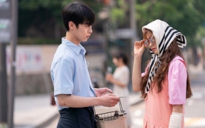 Lee Jae Wook dan Go Ara Saling Bongkar Sikap Asli di Lokasi 'Do Do Sol Sol La La Sol'