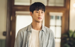 Kelakuan Bobrok Kim Soo Hyun di Lokasi Syuting 'It's Okay to Not Be Okay' Curi Perhatian
