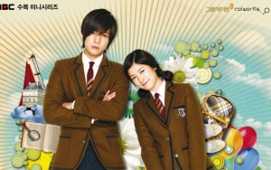Channel YouTube 'Playful Kiss' Bikin Heboh Kembali Aktif Usai 10 Tahun, Ada Apa?