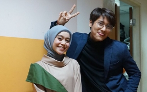 Rayakan Ulang Tahun Lesty Kejora, Rizky Billar Beri Setangkai Bunga Mawar dan Kado Mahal