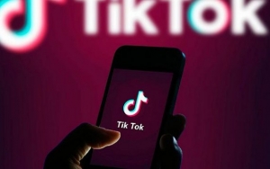 Takut Dimata-Matai Tiongkok, Trump Resmi Larang TikTok Beroperasi di AS