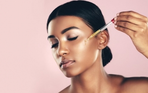 Ramah Buat Kulit Sensitif, 7 Rekomendasi Skincare Fragrance Free Ini Enggak Bakal Bikin Iritasi!