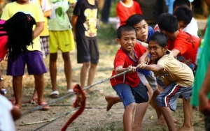 Pemkot Surabaya Larang Gelar Lomba dan Tirakatan Agustusan Sudah Jadi Zona Oranye