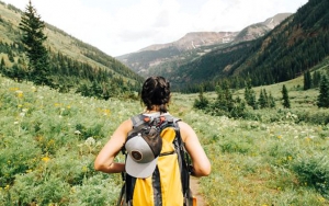 Mendaki Gunung Saat New Normal? Lakukan 8 Tips Ini Agar Tetap Aman dan Selamat