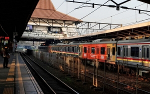 Wajib Swab Dan Rapid Test Di Pesawat Siap Dihapus, Ini Nasib Tes Corona Di Kereta