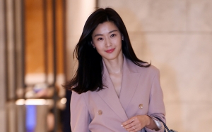 Jun Ji Hyun Seksi dan Mewah di Event Baru, Kecantikan Abadi Dipuji Habis-Habisan