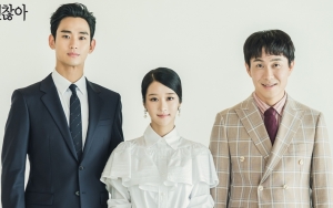 Seo Ye Ji - Kim Soo Hyun Mesra Syuting 'It's Okay To Not Be Okay', Oh Jung Se Cuek Jadi Perbincangan