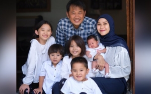 Zaskia Adya Mecca Heran Lihat Tingkah Anaknya yang Suka 'Ngamen' Hingga Joget Tiap Hari