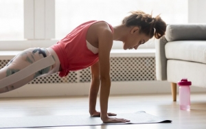 Olahraga Ala Gym Kini Bisa Dilakukan Di Rumah, Ini 7 Rekomendasi Aplikasi Workout-nya!