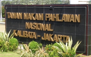 Terima Bintang Mahaputera, Fadli Zon-Fahri Hamzah Berhak Dikebumikan di Taman Makam Pahlawan